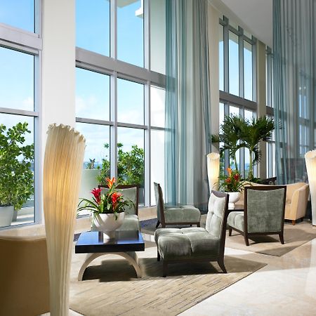 Marenas Beach Resort サニーアイルズビーチ インテリア 写真
