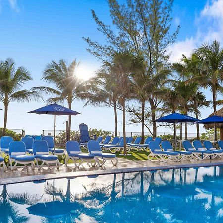 Marenas Beach Resort サニーアイルズビーチ エクステリア 写真