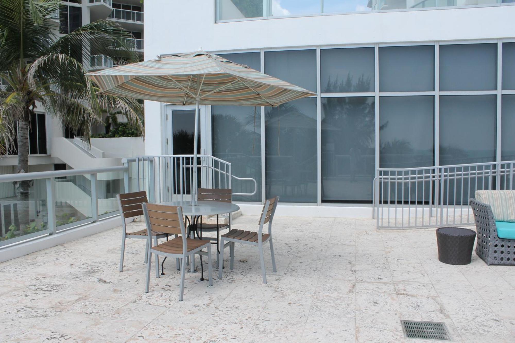 Marenas Beach Resort サニーアイルズビーチ エクステリア 写真