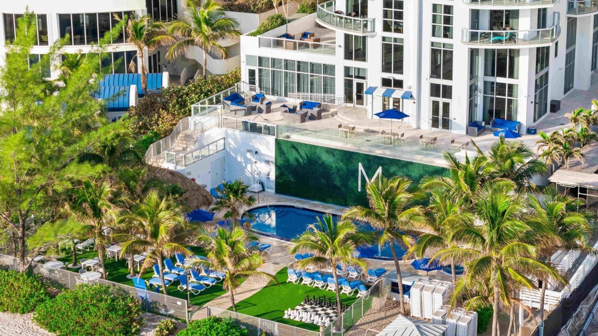 Marenas Beach Resort サニーアイルズビーチ エクステリア 写真